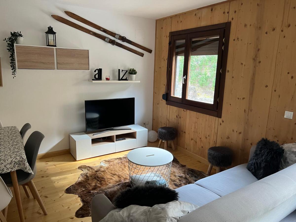 Apartamento Luga Castiello de Jaca Zewnętrze zdjęcie