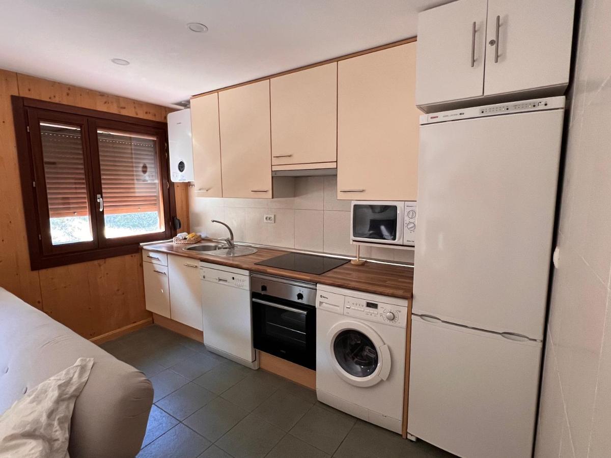 Apartamento Luga Castiello de Jaca Zewnętrze zdjęcie